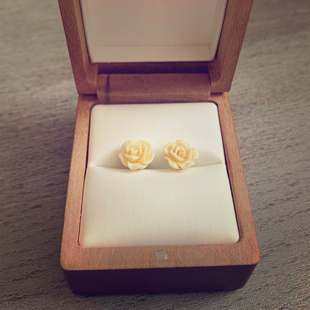 BOGO Pretty Cream Flower Earrings
